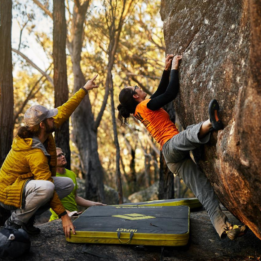 Crash pads, boulder pads for outdoor bouldering and hire at