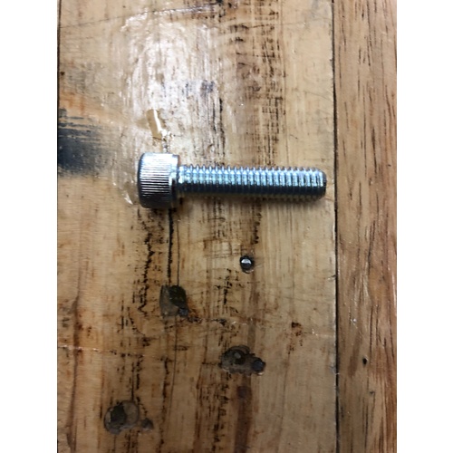 Bolt 1.5 Inch Cap Head Zinc Plated 3/8