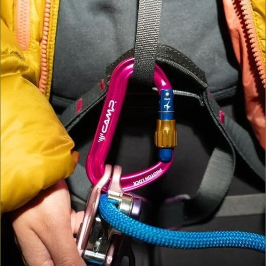c-a-m-p-photon-lock-3-pack-carabiner-pink-janja