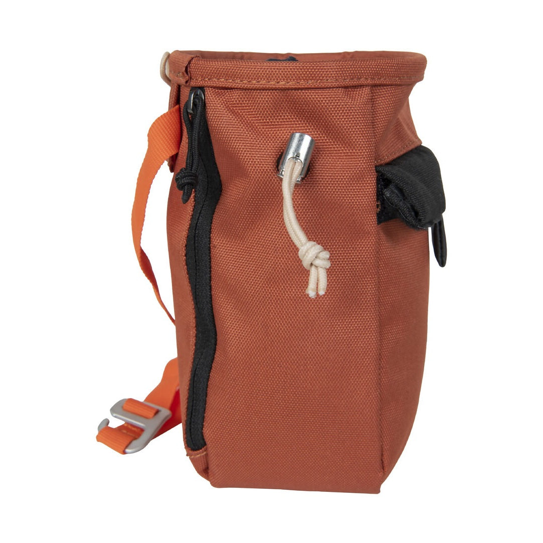 snap-chalk-pocket-scratch-chalk-bag-1