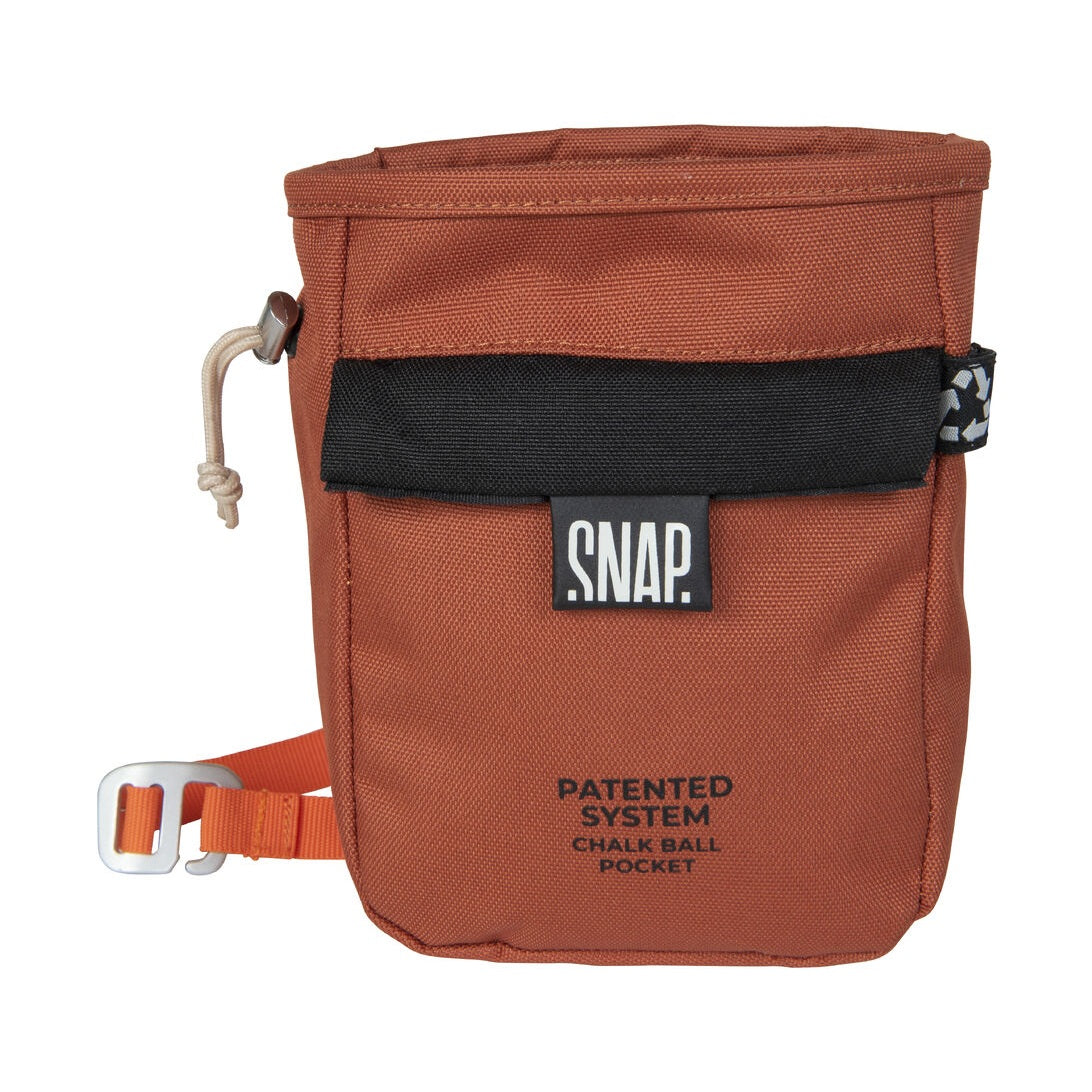snap-chalk-pocket-scratch-chalk-bag-1