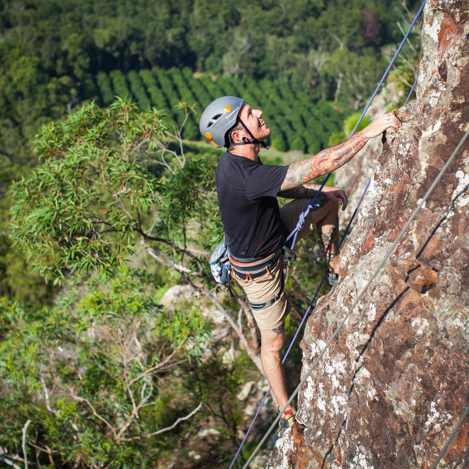 Rock Climbing Mount Ngungun (Glass House Mountains)